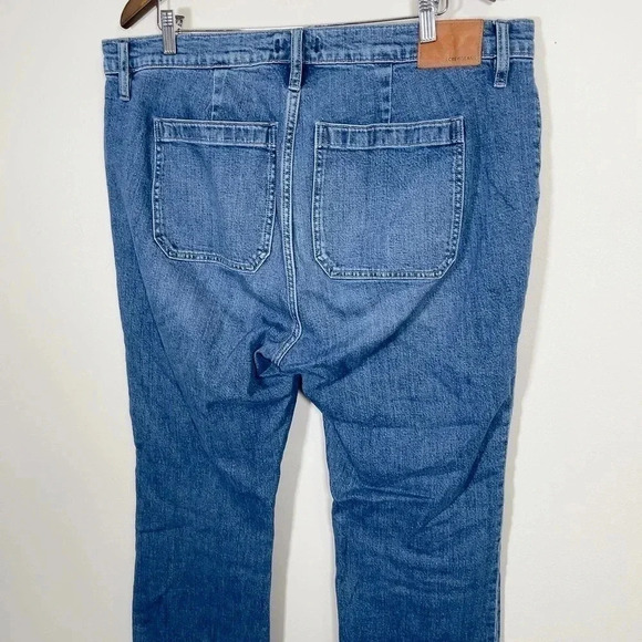 J.Crew Demi- Bootcut With Patch Pockets Jean  In Medium Bay Wash - Picture 11 of 15